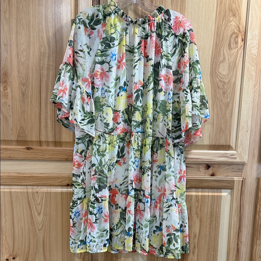 H&M Short Sleeve Wide Cut Lined Flowy Airy Floral Tropical Tie Back Dress Size L